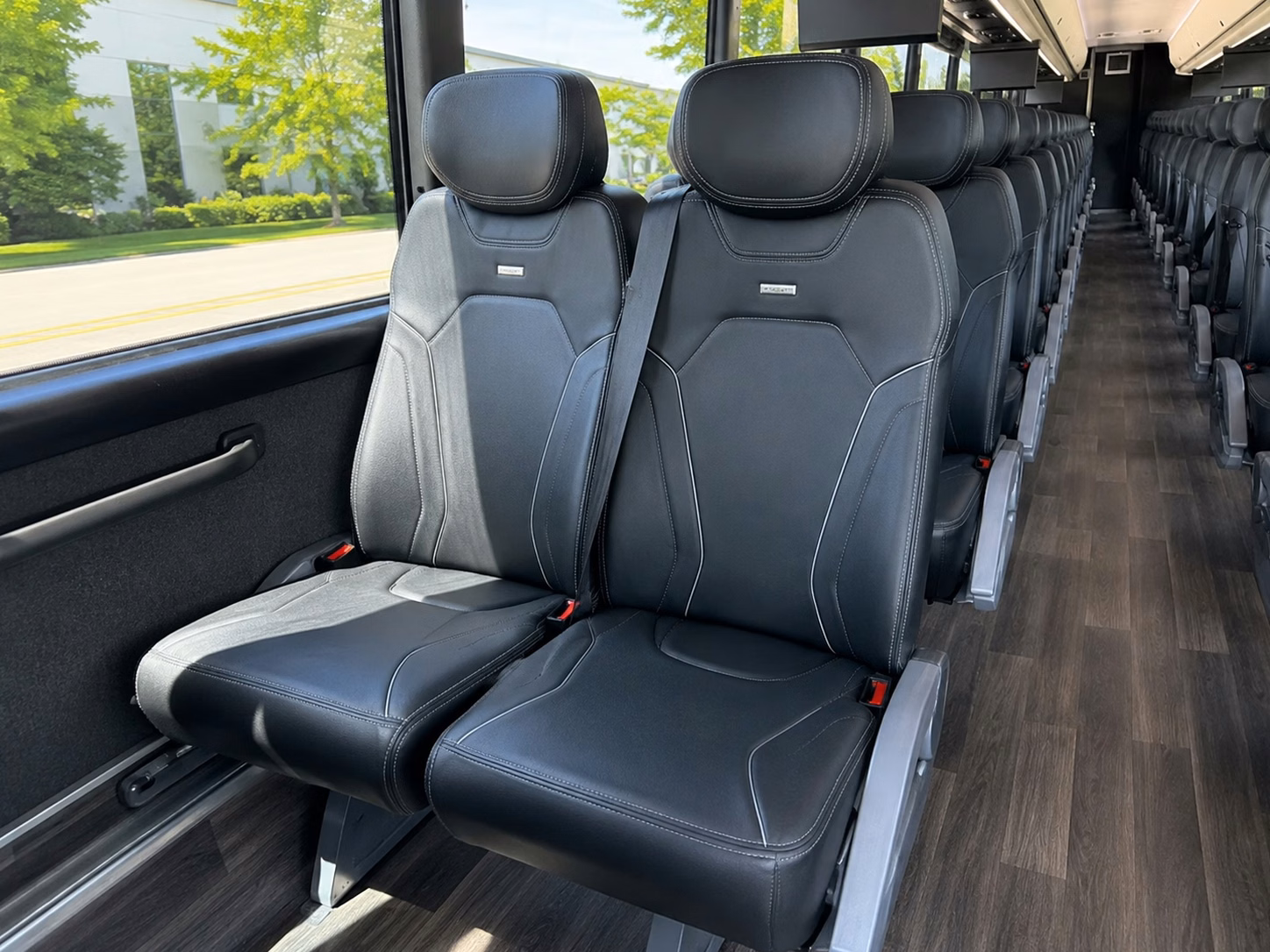 guest shuttle services between san francisco wedding venues and hotels