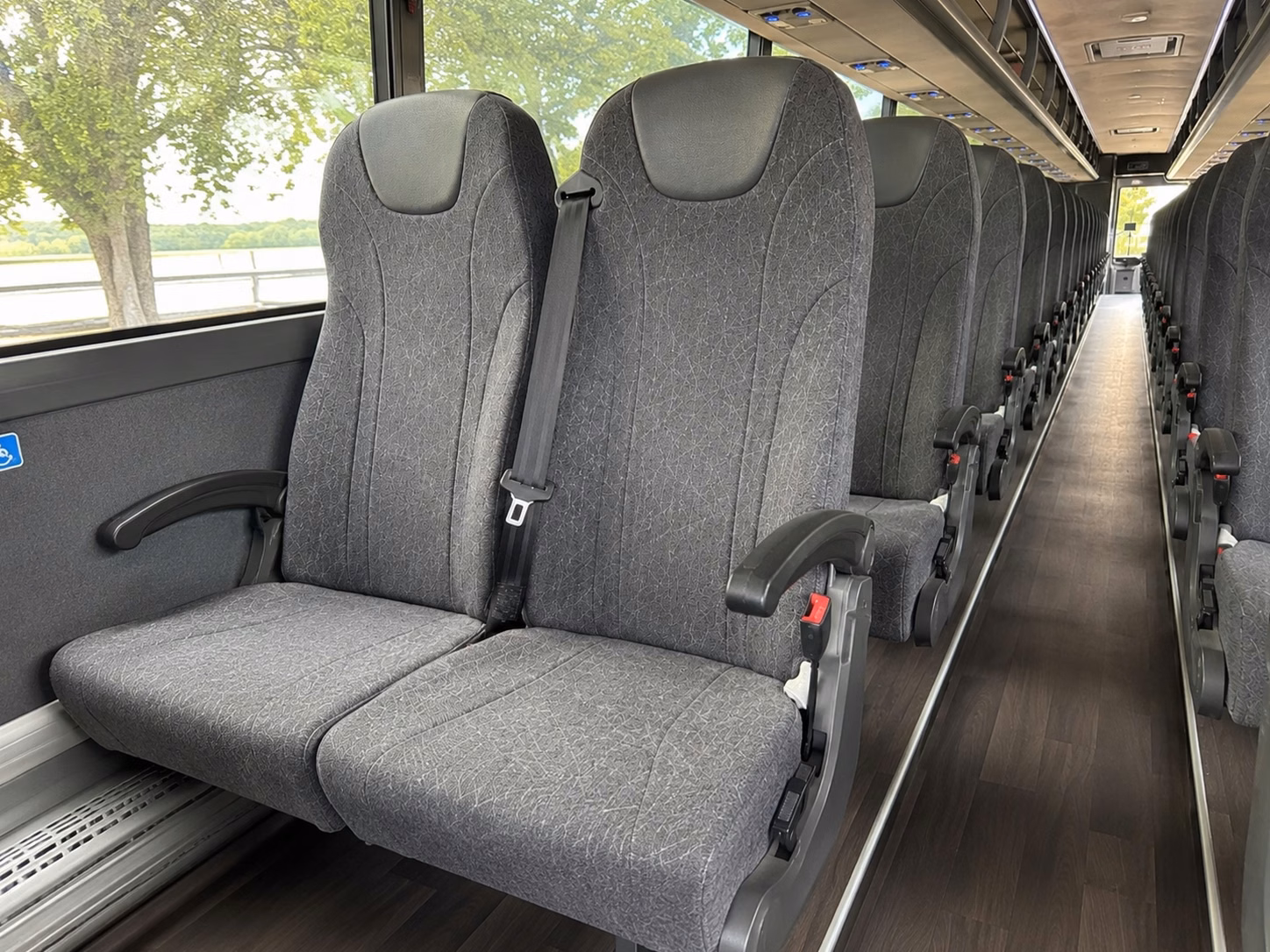 how the type of bus you choose changes charter bus prices in san francisco california
