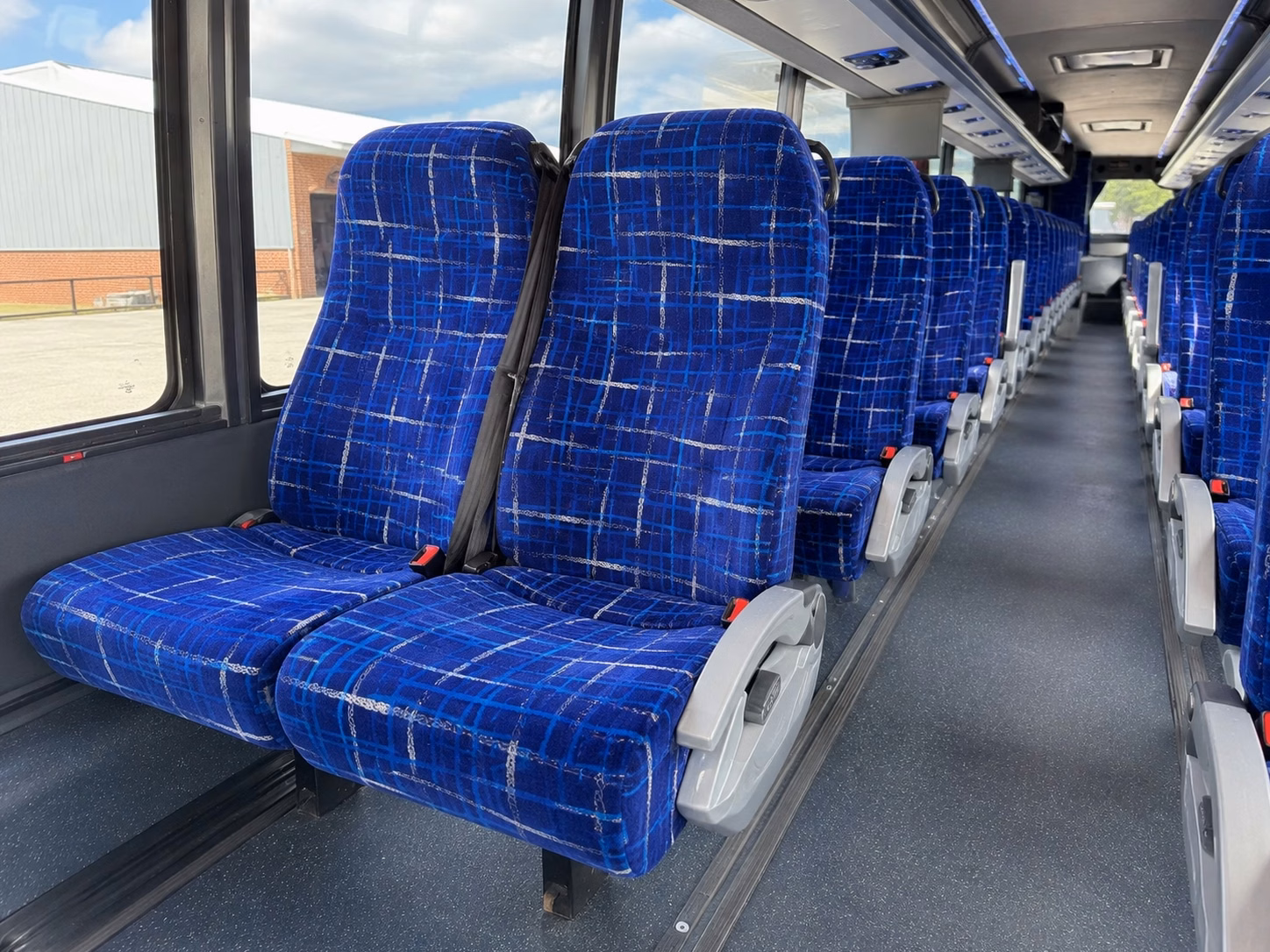 tailgate party bus rentals and pre game transportation in san francisco